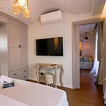 Avenue Luxury Townhouse *