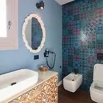 Avenue Luxury Townhouse *