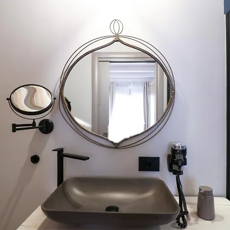 Avenue Luxury Townhouse * 奧爾比亞