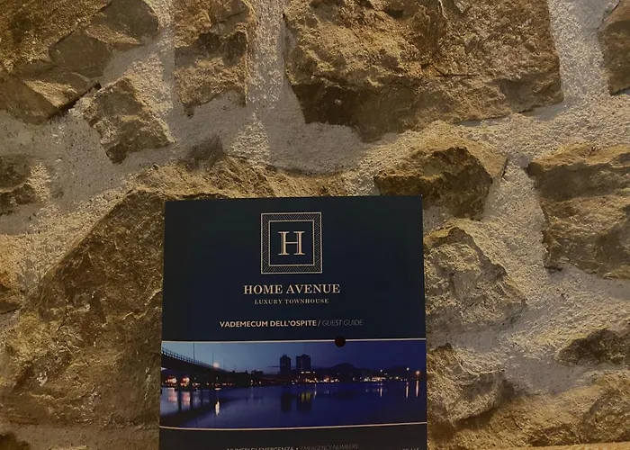 Avenue Luxury Townhouse Lägenhet Olbia