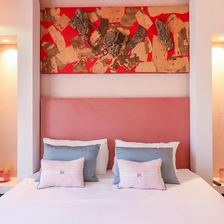 Avenue Luxury Townhouse אולביה