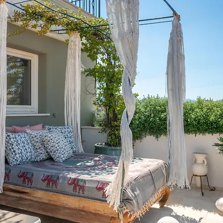 Avenue Luxury Townhouse Olbia