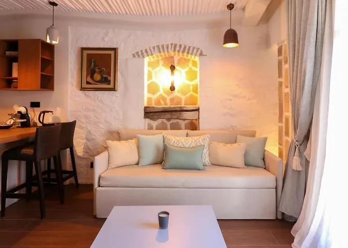 Avenue Luxury Townhouse