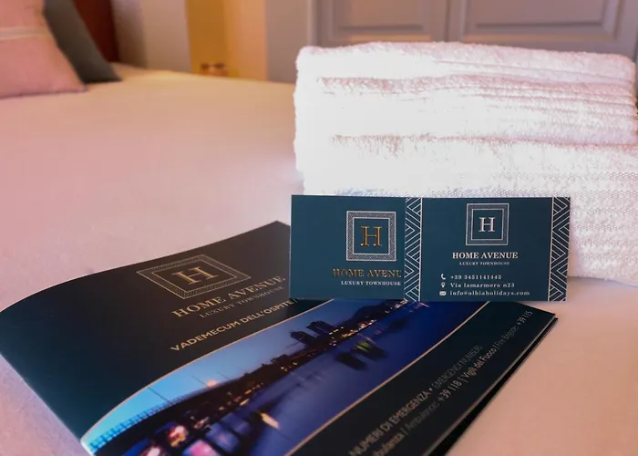 Avenue Luxury Townhouse Olbia